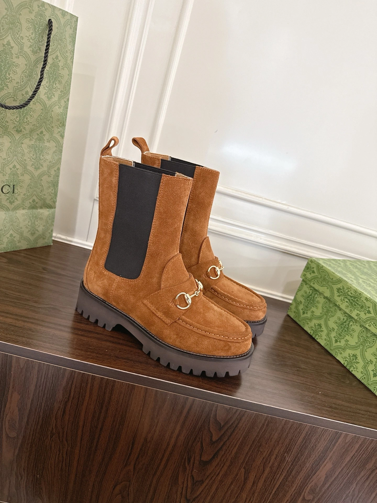 &COCO-- 6u33i 834770 AAE73 2845 Calfskin Heel height：4.5cm item:E-X000I1305